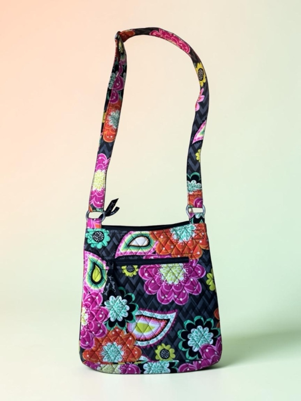 Vera Bradley Triple Zip Hipster Crossbody Bag In Ziggy Zinnia NWOT - Picture 3 of 12